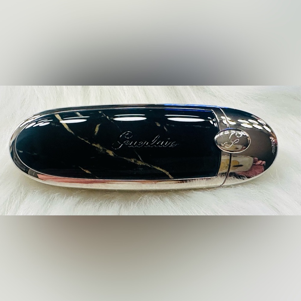 Guerlain Black Marble Rouge G Case: Include Lipstick Shade of your Choice